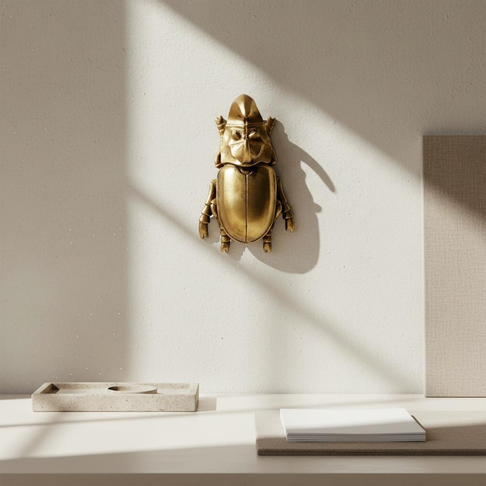 Rhinoceros Beetle Wall Hanging - Resin Art Easy recension och pris