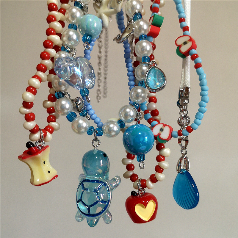 Y2K Charm Ceramic Cartoon Fish - Resin Art Necklace recension och pris