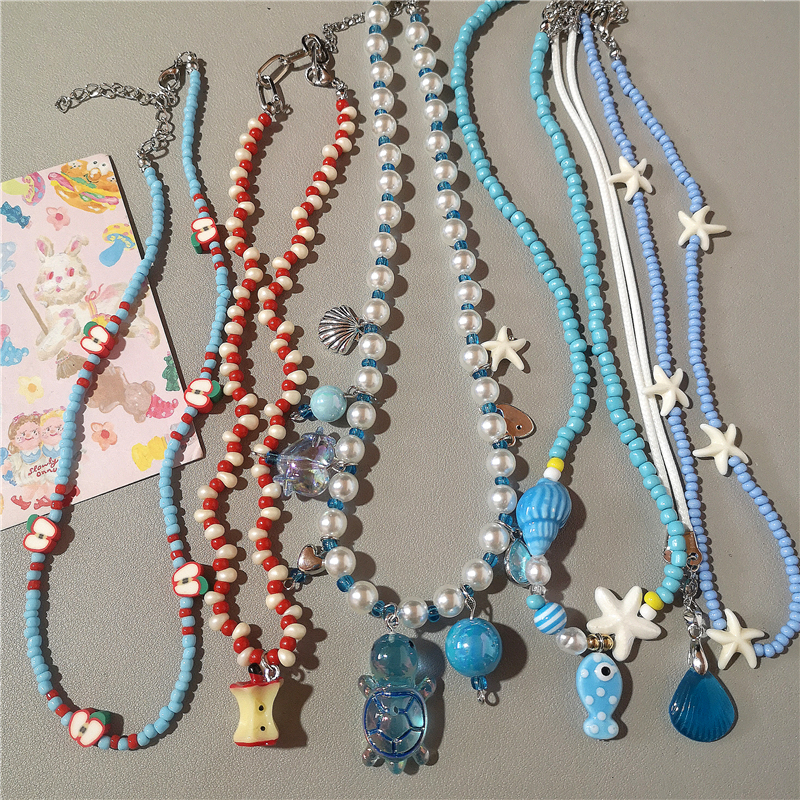 Y2K Charm Ceramic Cartoon Fish - Resin Art Necklace recension och pris
