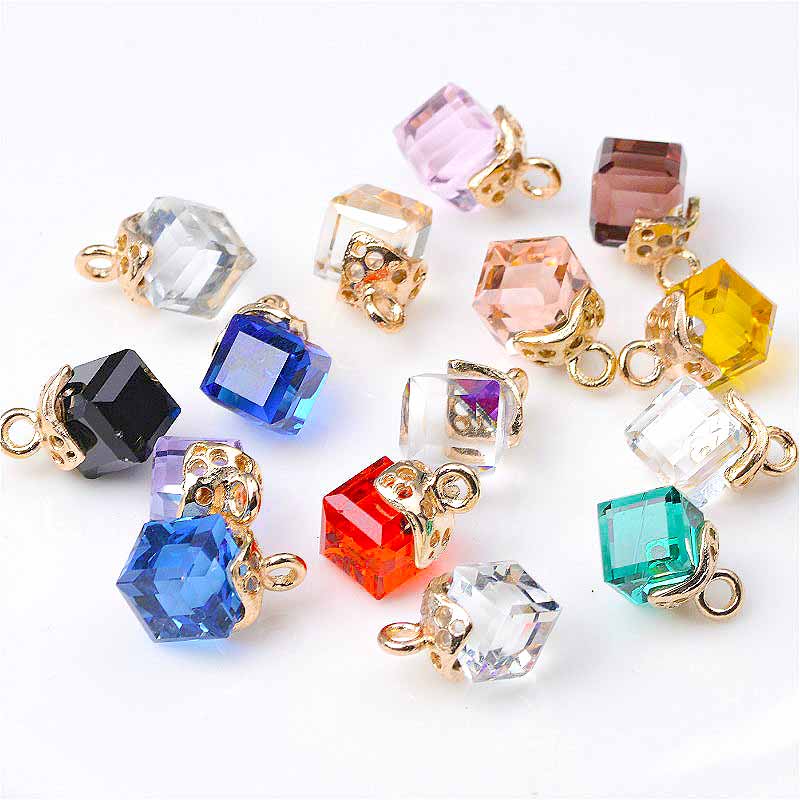 10Pcs Mix Color Glass Earring  - Resin Art Cube recension och pris